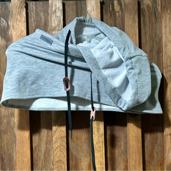Gray Hoodie Hat by Lululemon-Unisex - Picture 1 of 2